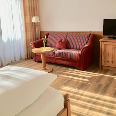 Heigl Hotel 3*