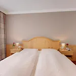 Heigl 3* Munich