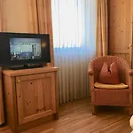 Hotel Heigl 3*
