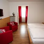 Hotel Heigl 3*