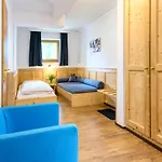 Heigl Hotel