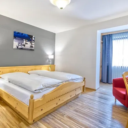 Hotel Heigl 3*