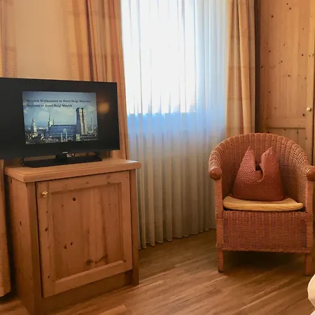 Hotel Heigl 3*